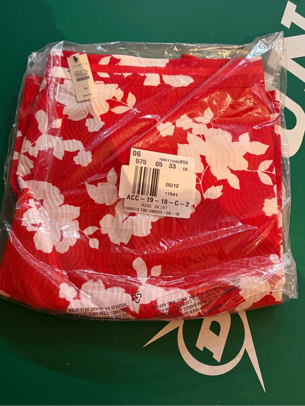 NWT Talbots Tomato Red White Rose Silhouette Pencil Skirt - Size 18